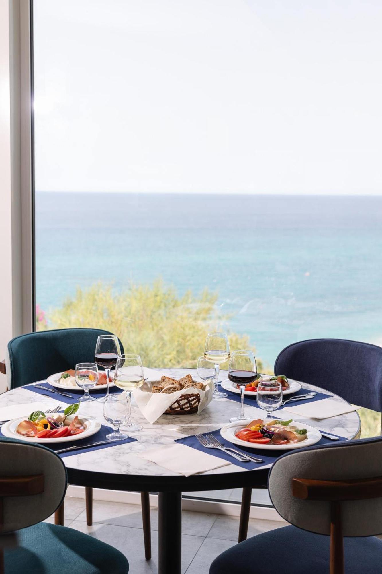Aldiana Club Rocca Nettuno Calabria Hotel Tropea Exterior photo